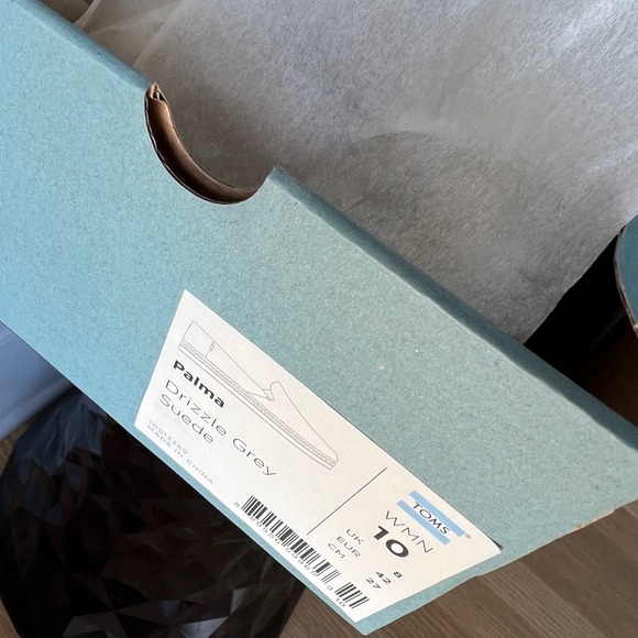 TOMS Palma Drizzle Grey Suede Slip On - Picture 7 of 14